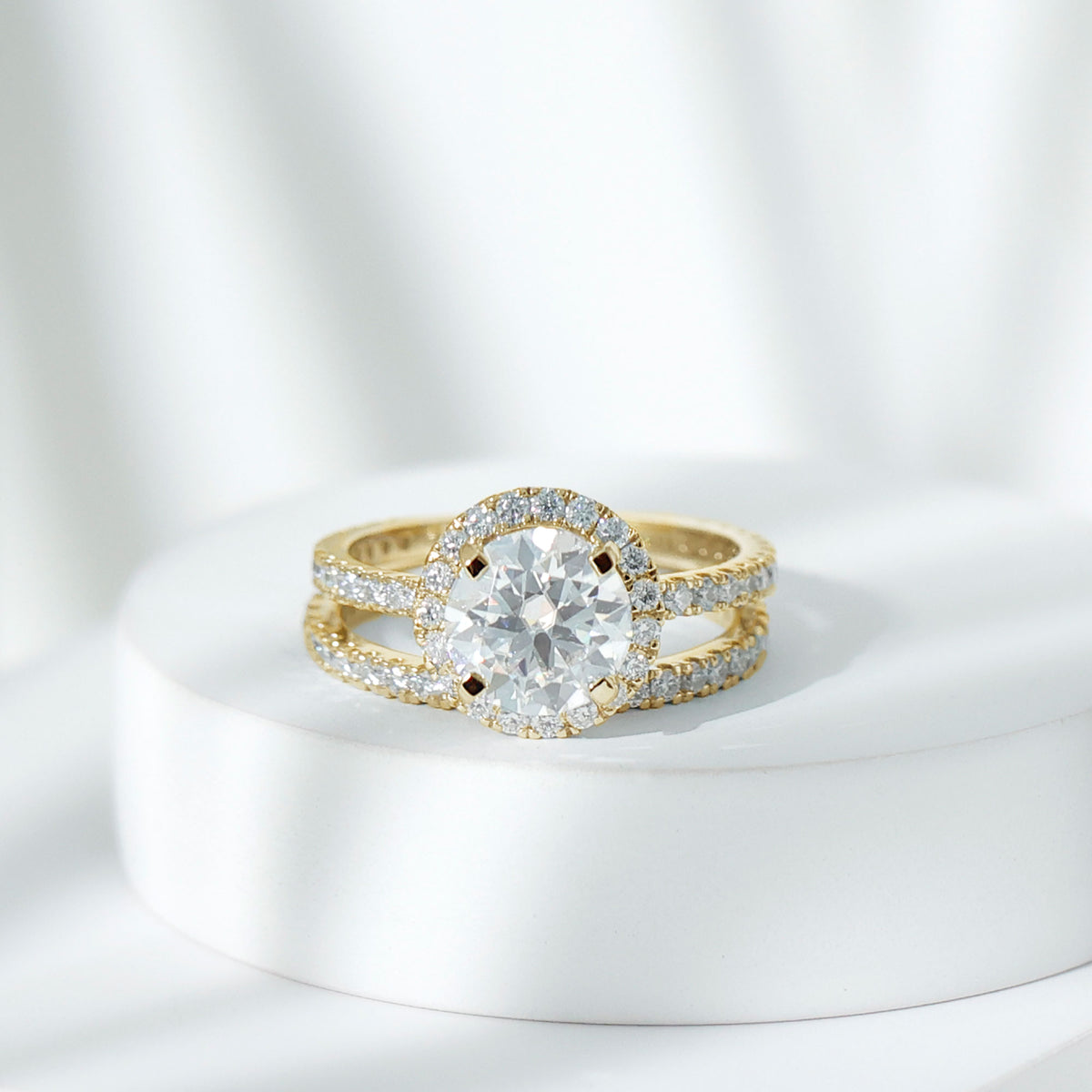18K Yellow Gold Moissanite Wedding Ring Set, US 5.50 P6052