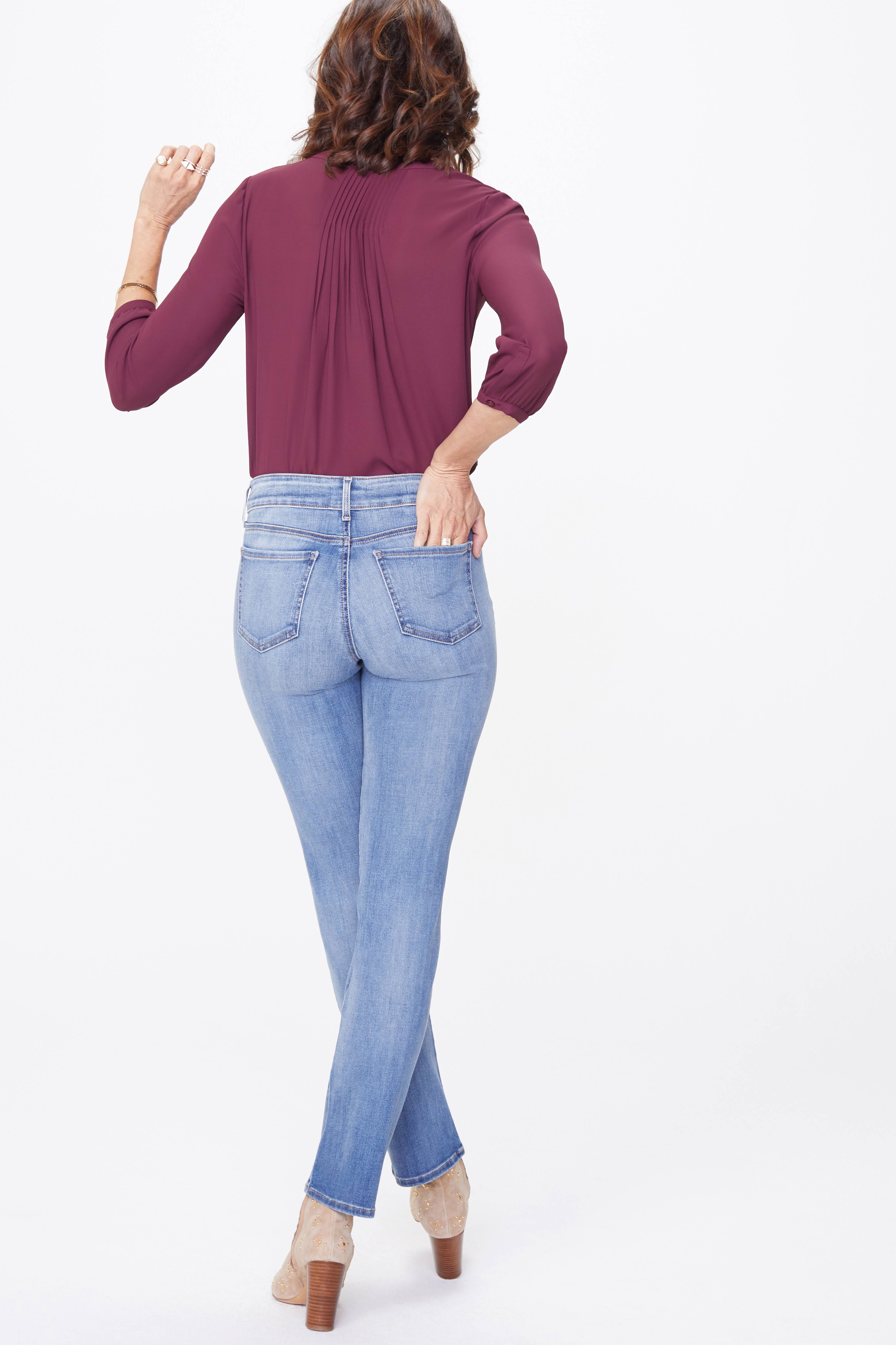 Straight Leg Jeans U492634
