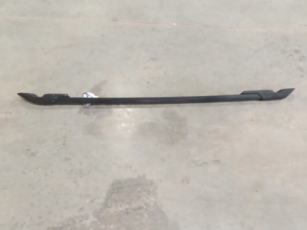 Right Side Roof Rack Rail Z480