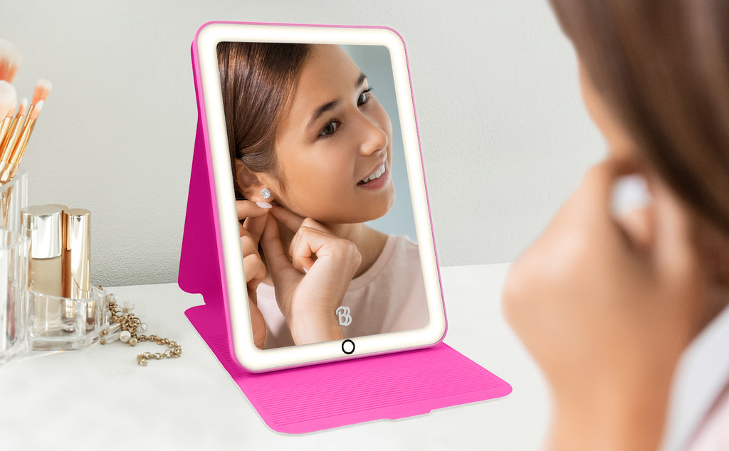 Barbie Travel Mirror with Light and Adjustable Stand K48154