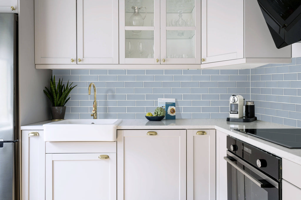Moonlight Gray Glass Mosaic Subway Tile, 5 Square Feet per Carton Q378