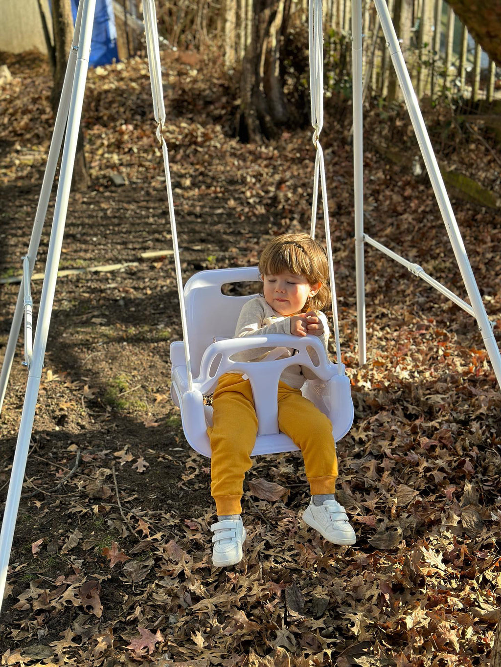 White Foldable Toddler Swing Set E120