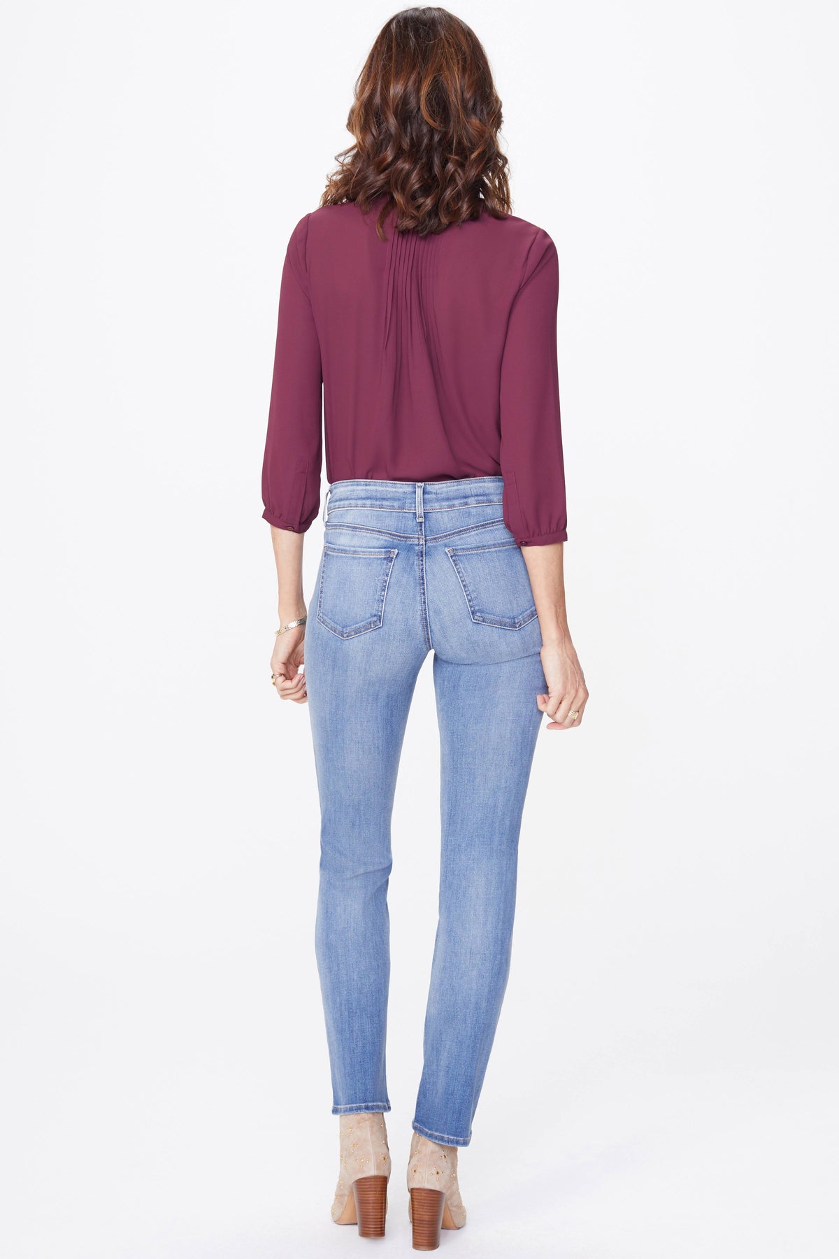 Straight Leg Jeans U492634