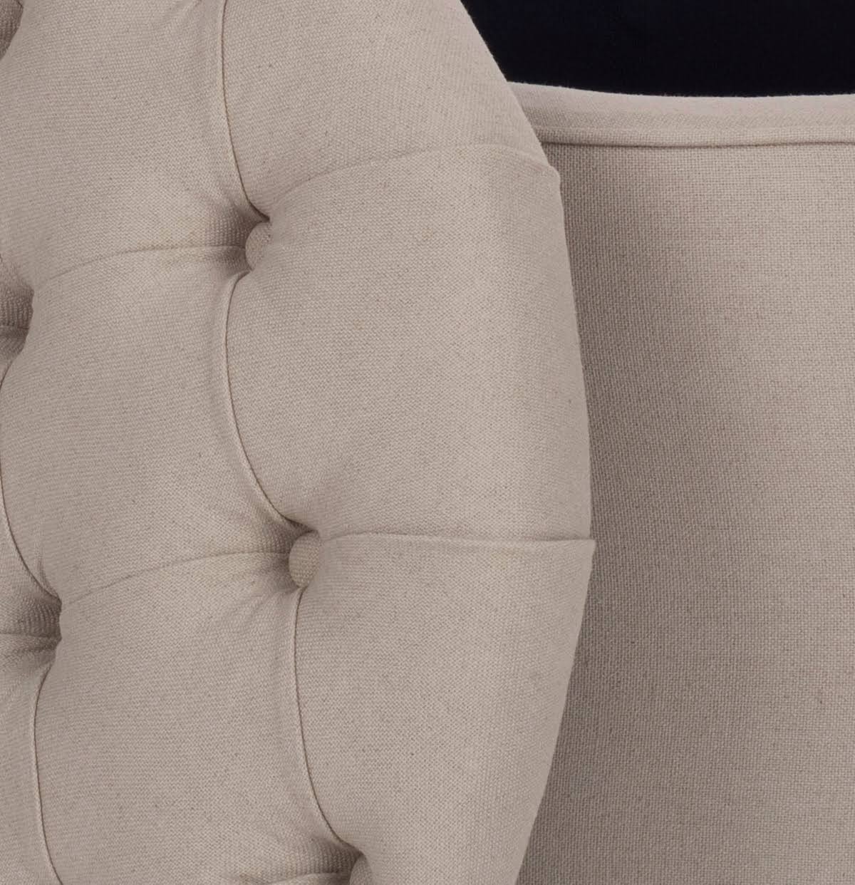 Tufted Storage Ottoman F90868