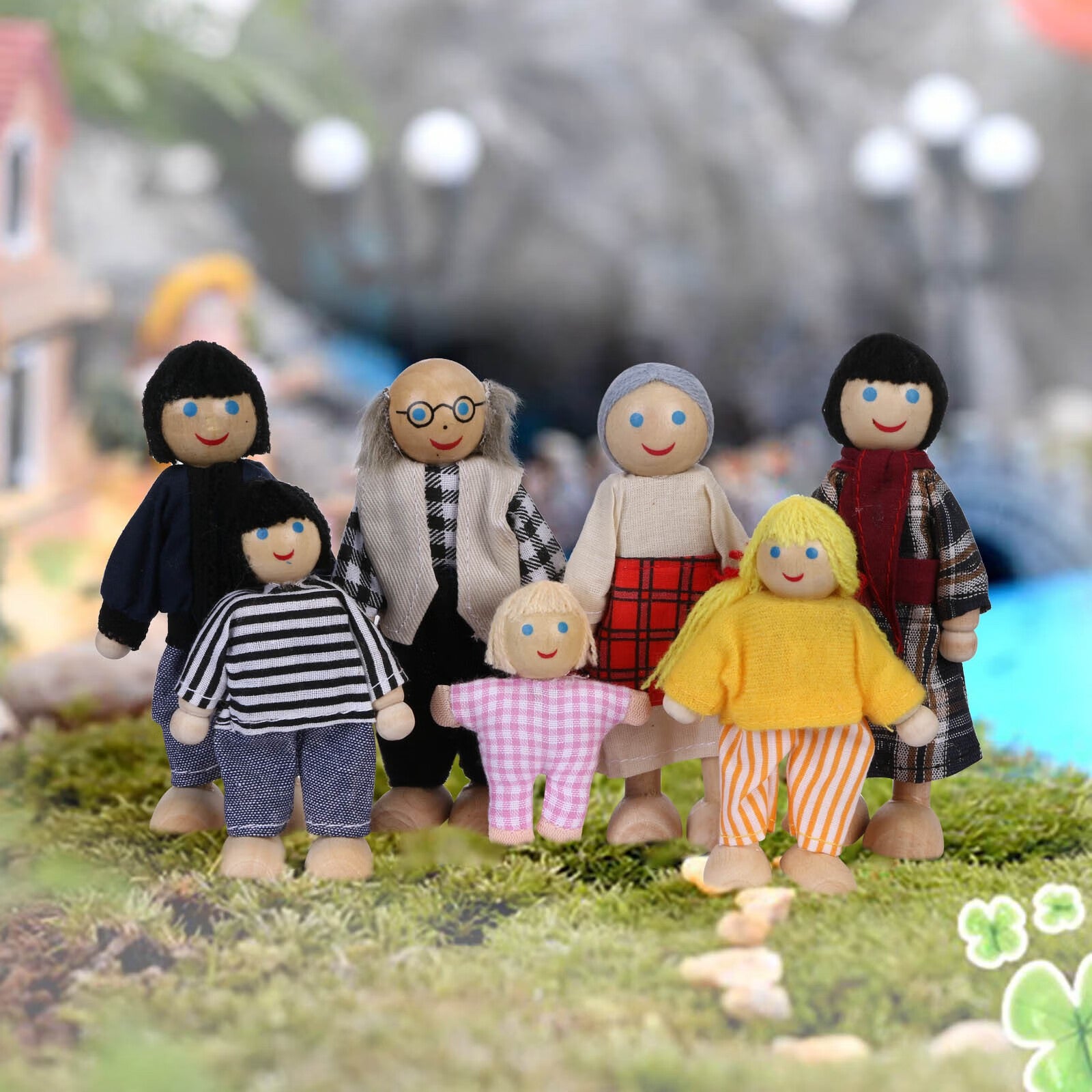 Wooden Dolls Family Playset Set of 7 X390