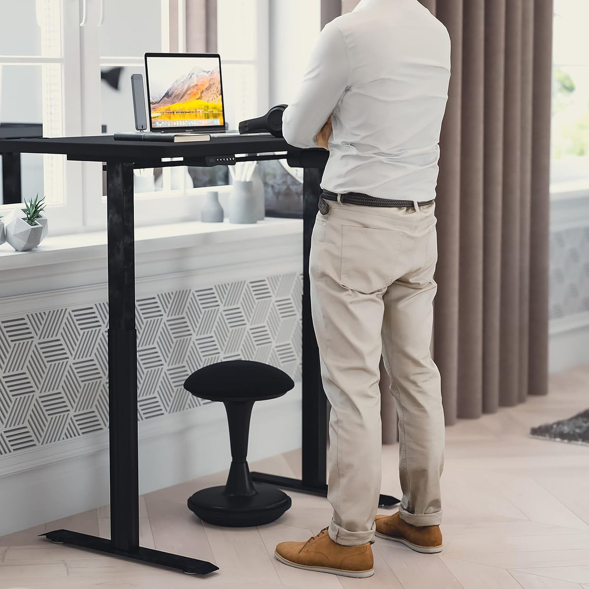 Black Push Button Height Adjustable Collaborative Stool F37878