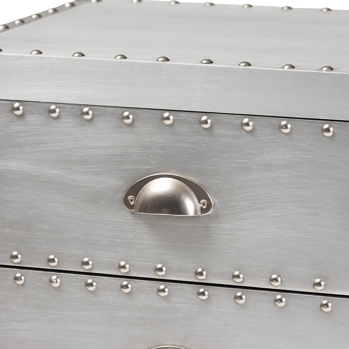 Silver Metal 5-Drawer Accent Chest Z947399