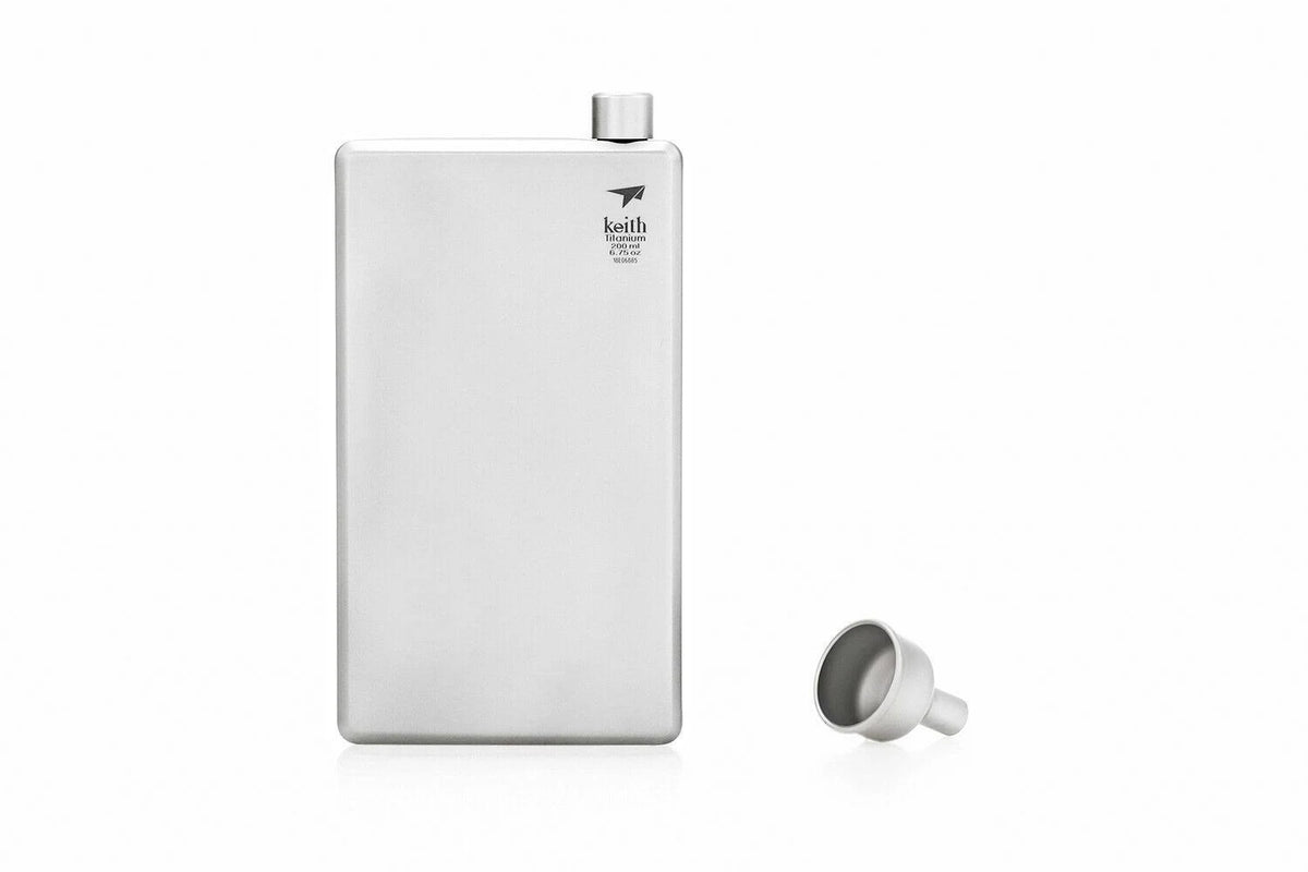 6.8 fl oz Pocket Flask with Funnel M957