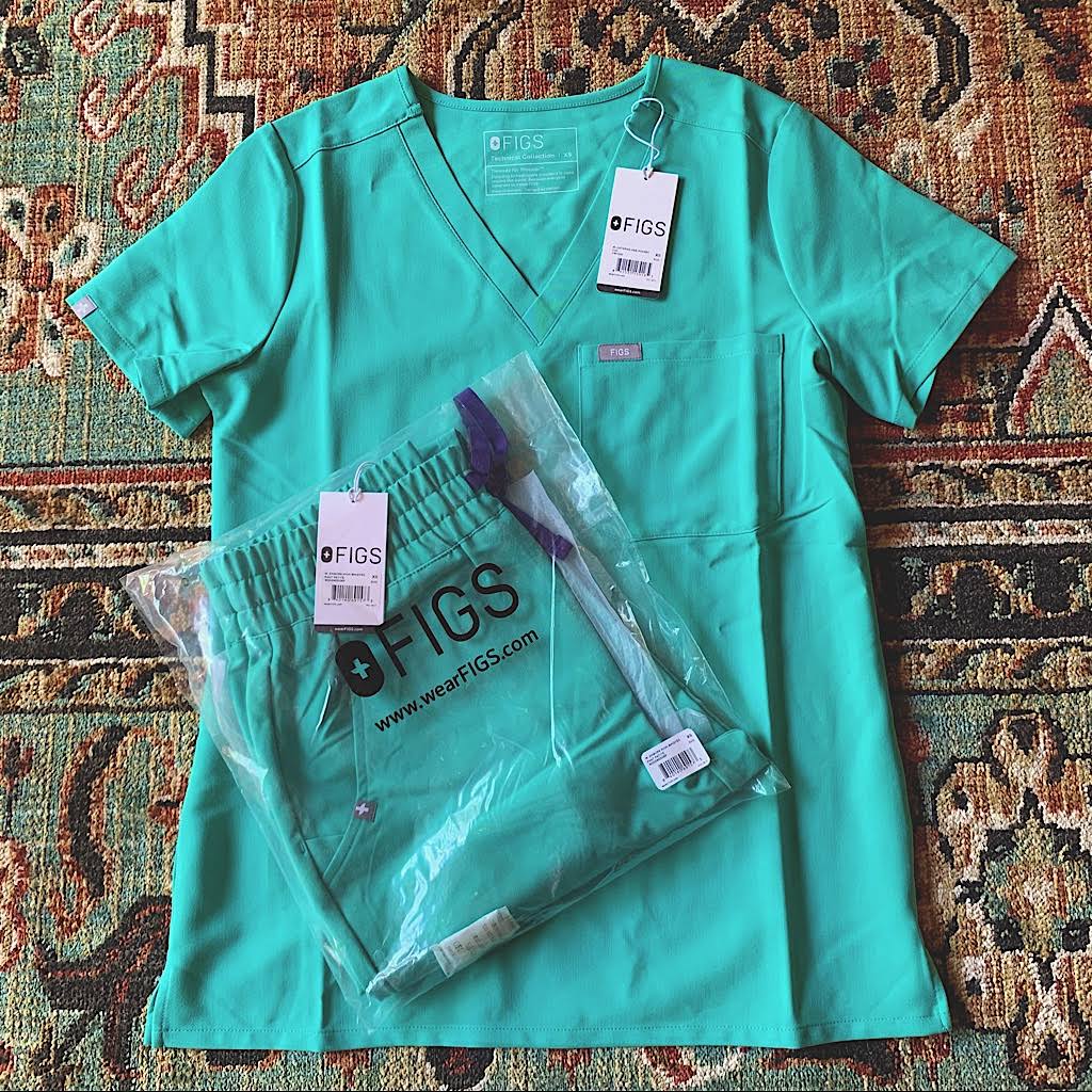XS Surgical Green One Pocket Scrub Top D7340