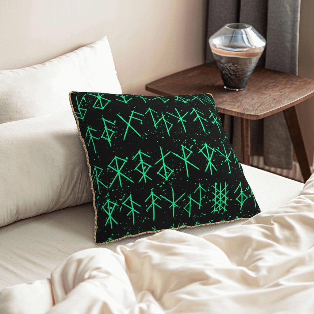 Green 16"x16" Throw Pillows H7273