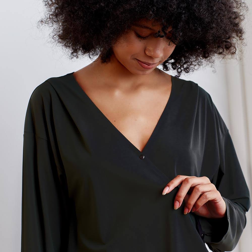 Black Wrap Top P118