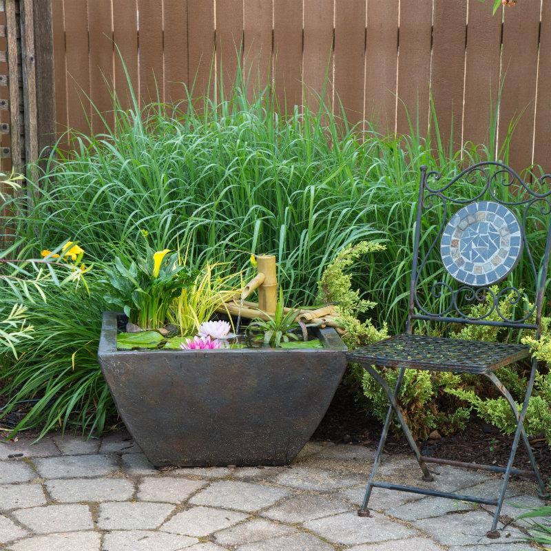 Textured Gray Slate Aquatic Patio Pond Q441