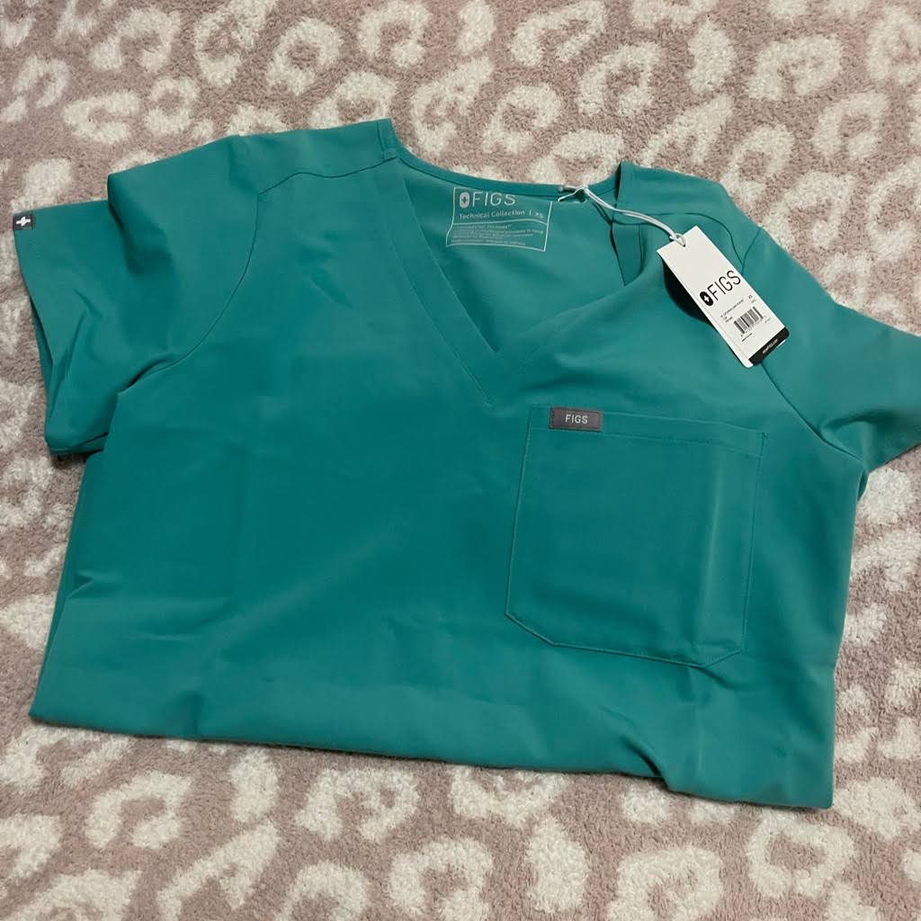 XS Surgical Green One Pocket Scrub Top D7340